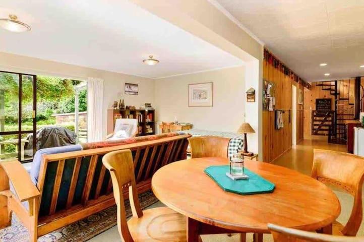רוטורואה Paradise Valley River Lodge מראה חיצוני תמונה